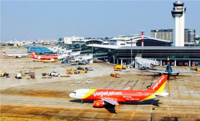 Forbes: Du lịch và đầu tư đang tạo bệ phóng cho ngành hàng không Việt Nam phát triển mạnh