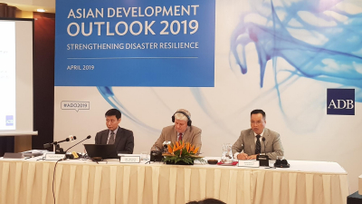 ADB: 2 điểm sáng của kinh tế Việt Nam 9 tháng đầu năm