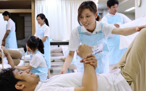 Nhật Bản tuyên bố sẽ nhận thêm 10.000 y tá Việt Nam do quá thiếu nguồn nhân lực