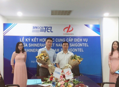 The signing ceremony of cooperation between SAIGONTEL and Vietnam Shineray Motor Co., Ltd