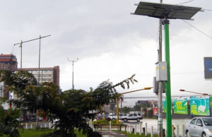 Costa Rica áp dụng hệ thống đèn giao thông năng lượng mặt trời
