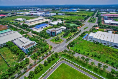 바리아 - 붕따우는 사이공텔의 쑤옌묵 도시-산업단지를 위한 유리한 개발 단계와 계획에 6개의 산업단지를 추가했다.