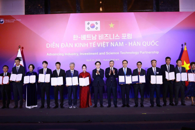 Hướng tới l&agrave;m chủ c&ocirc;ng nghệ: Saigontel ra mắt m&aacute;y chủ &ldquo;Made in Vietnam&rdquo;